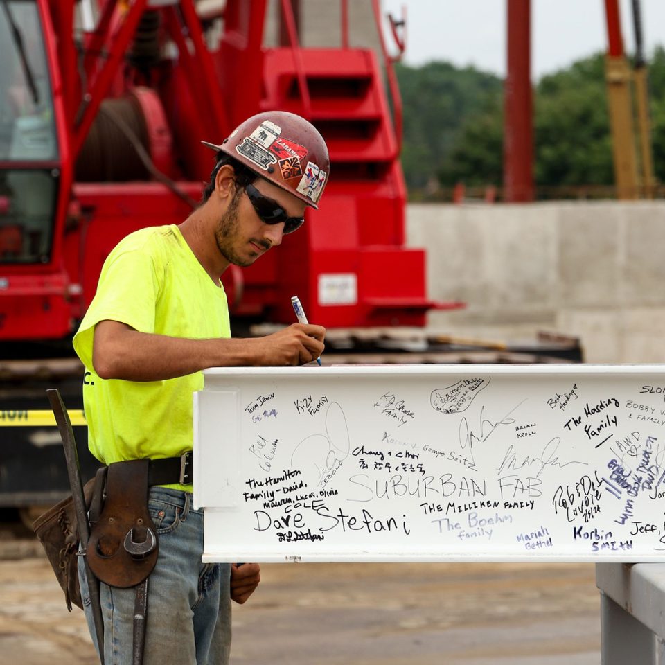 OHCC Cluhouse ToppingOut E